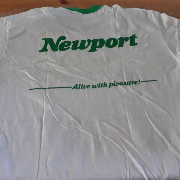 Vintage NEWPORT - Alive With Pleasure t-shirt NOS - Picture 4 of 5